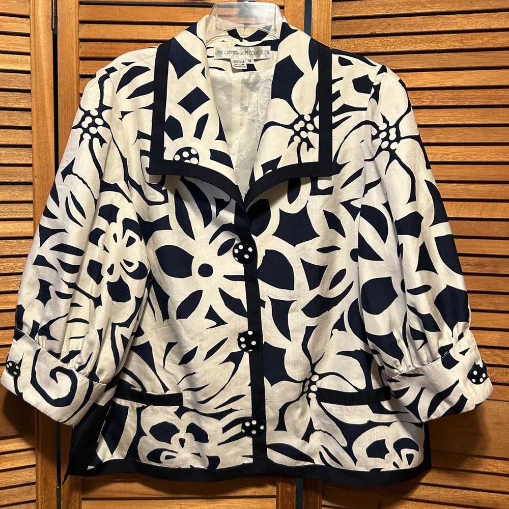 Vintage Anne Crimmins for UMI Collections Navy/Ivory Silk Floral Print Top